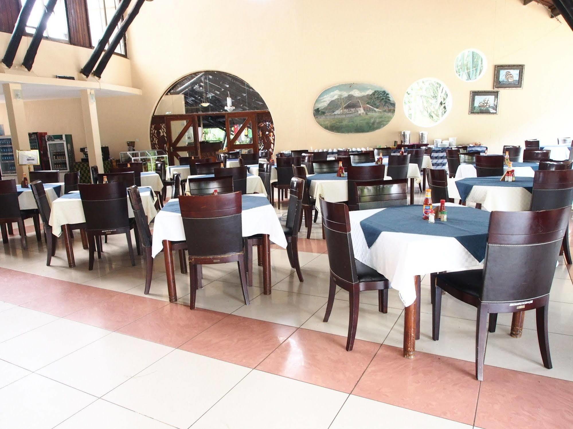 Morogoro Hotel Exterior foto